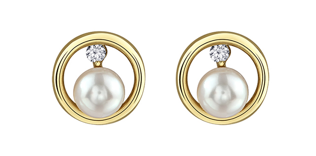 10K Yellow Gold Button Pearl Earrings MM.