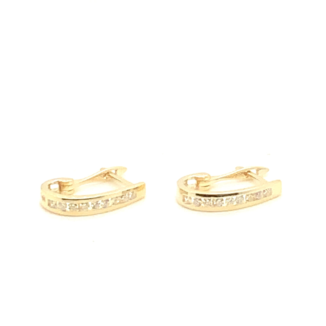 10K Yellow Gold Drop Diamond Earrings 0.25CTW.