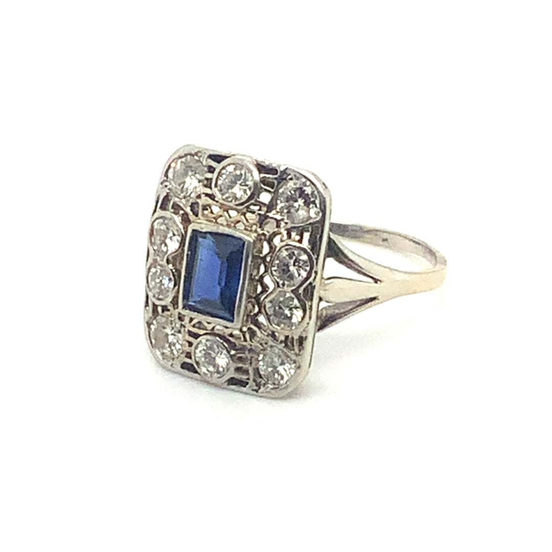 14K White Gold Antique Gemstone ring CTW.