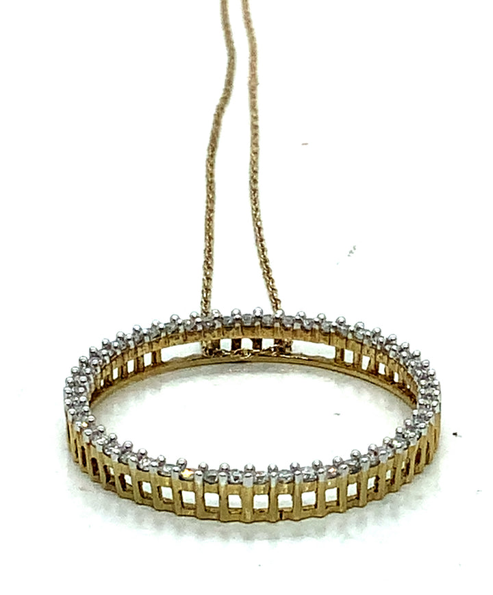 10K Yellow Gold Diamond Pendant 0.50CTW.