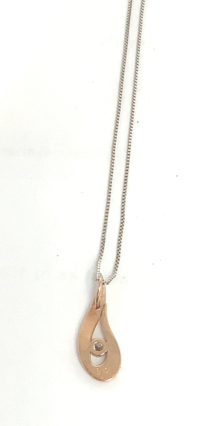 10K Rose Gold Diamond Pendant 0.14CTW.