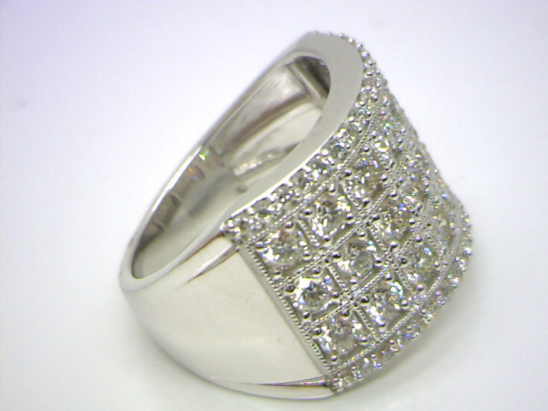 14K White Gold 2.00 Round Brilliant Cut Diamond Anniversary Ring