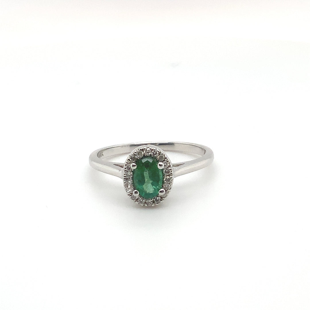 14K White Gold Cluster Gemstone ring 0.40CTW.