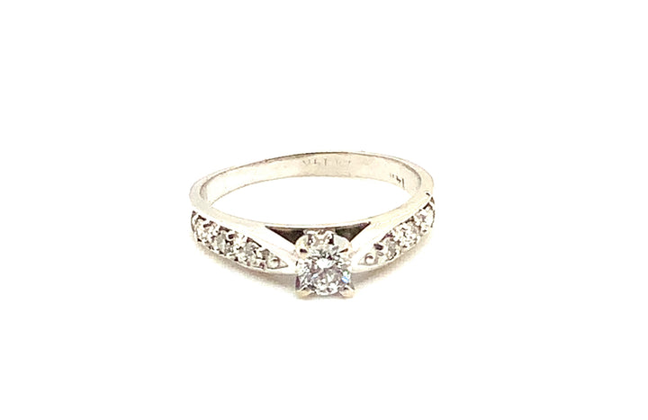 Diamond Engagement Ring